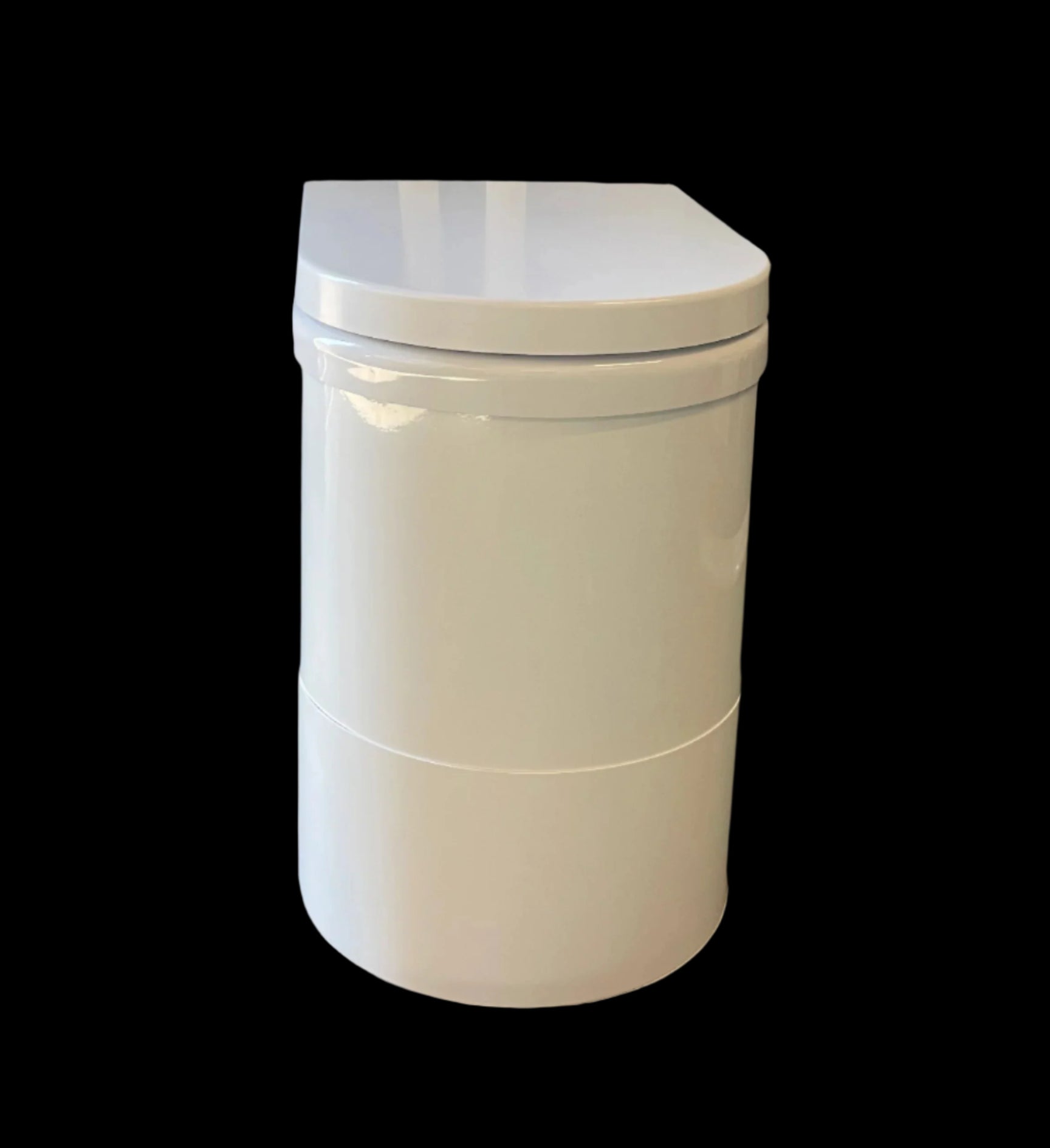 Residential ECOJOHN incinerating toilet, selfcontained and